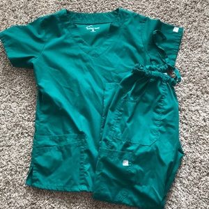 Butter soft hunter green scrubs